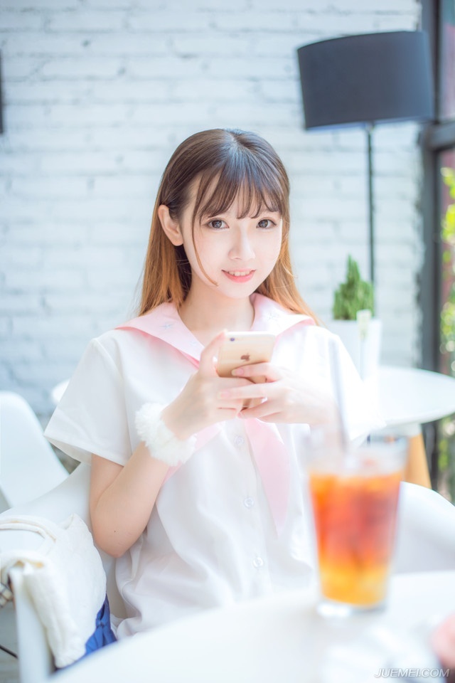 “但你会恨我，对吗？”吕布冷然道。